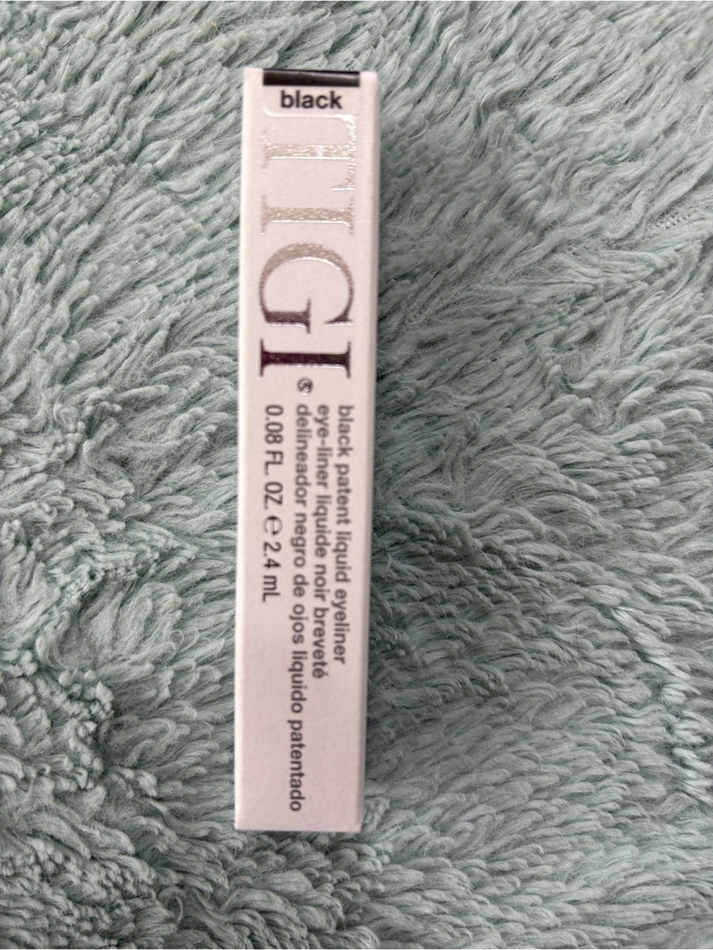 TIGI Makeup Bundle - Picture 5 of 13
